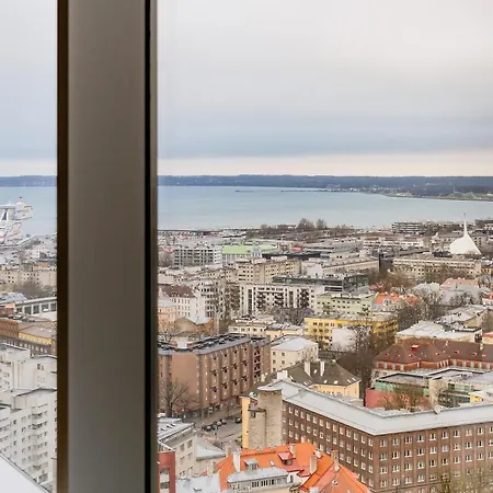 Revalia Tornimaee Amazing Views Premium