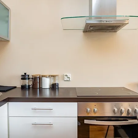 Revalia Tornimaee Amazing Views Premium