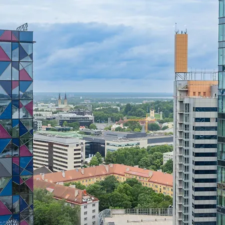 Revalia Tornimaee Amazing Views Premium