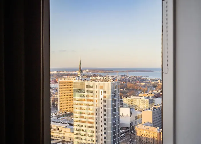 Revalia Tornimaee Amazing Views Premium *