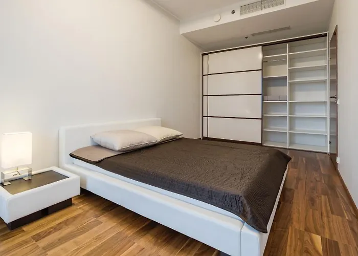 Revalia Tornimaee Amazing Views Premium *