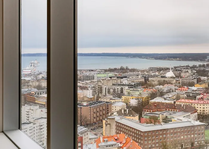 Revalia Tornimaee Amazing Views Premium