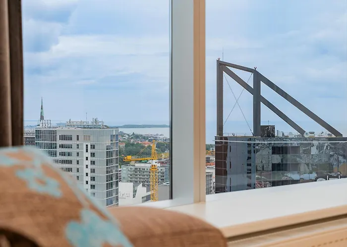 Revalia Tornimaee Amazing Views Premium * Reval