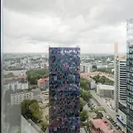 Revalia Tornimaee Amazing Views Premium
