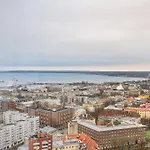 Revalia Tornimaee Amazing Views Premium