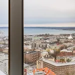Revalia Tornimaee Amazing Views Premium